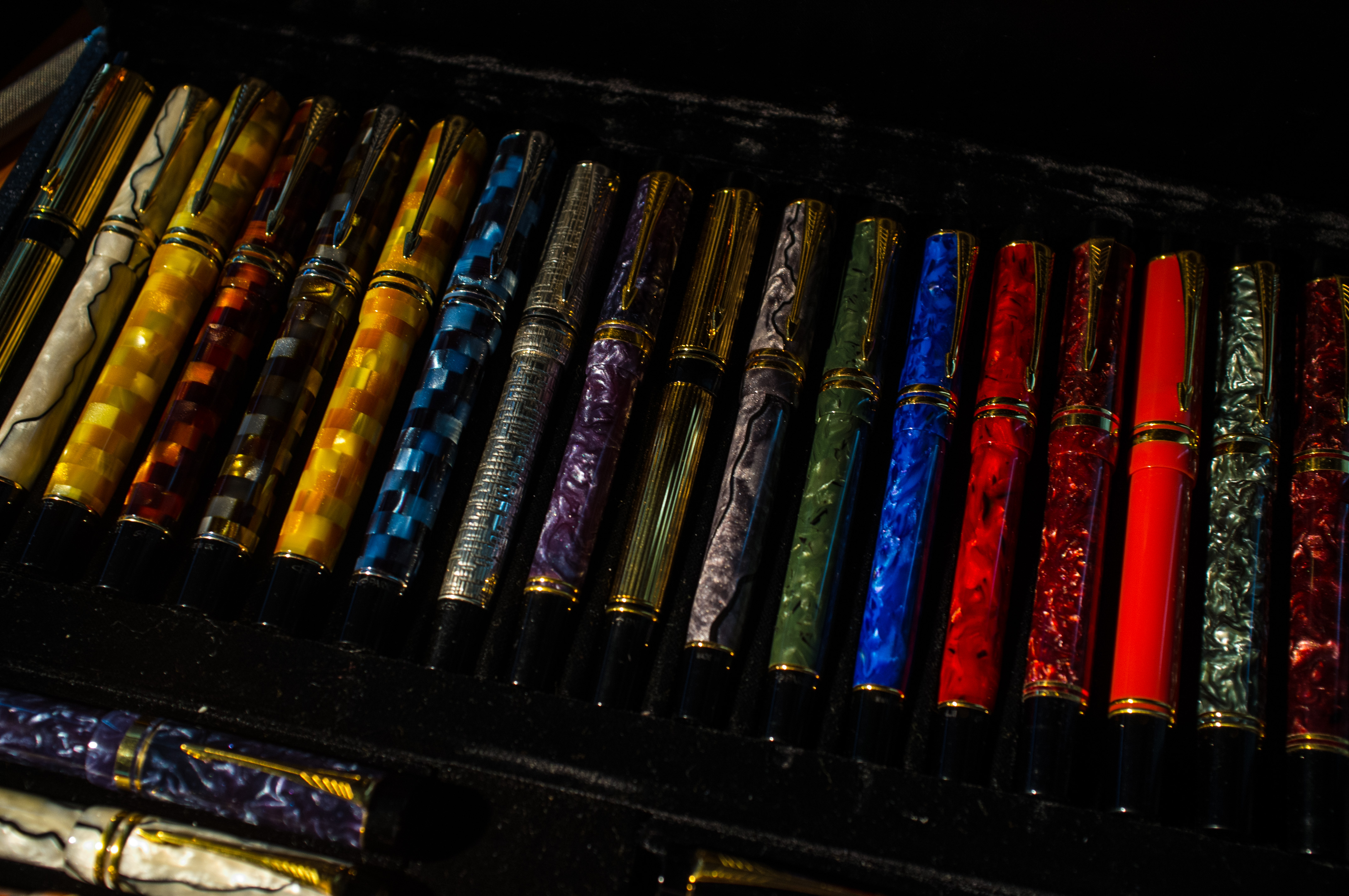 pens.chonglebug.com